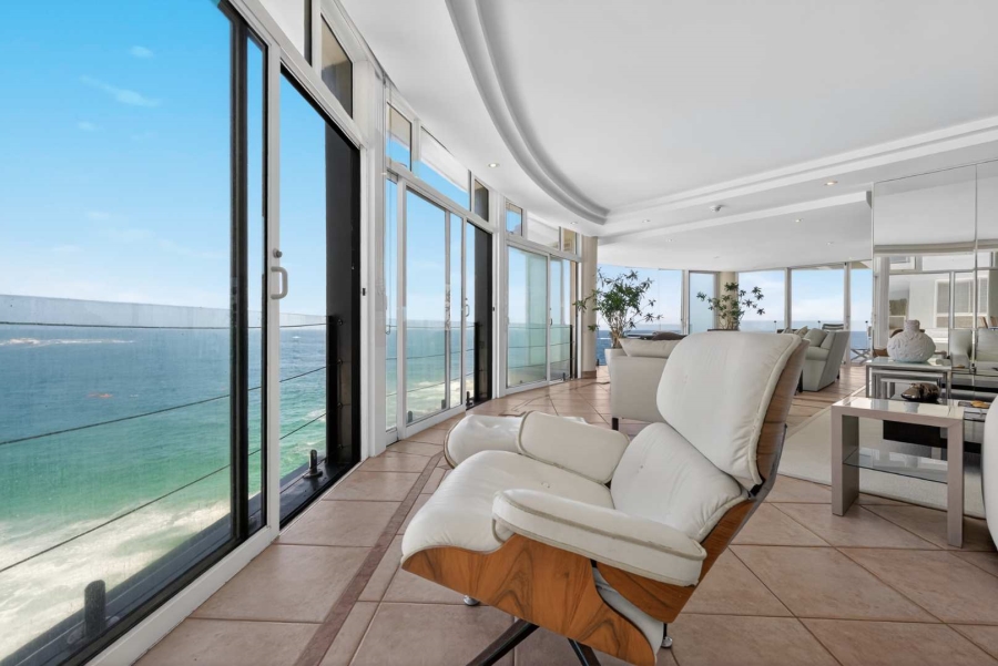 3 Bedroom Property for Sale in Clifton Western Cape